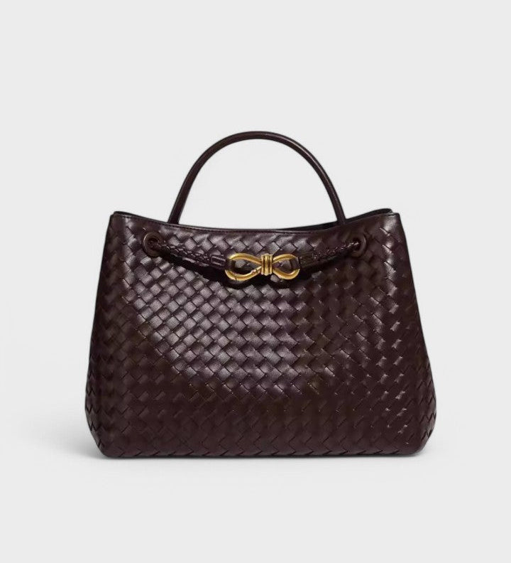 Lucia - Fonott Táska