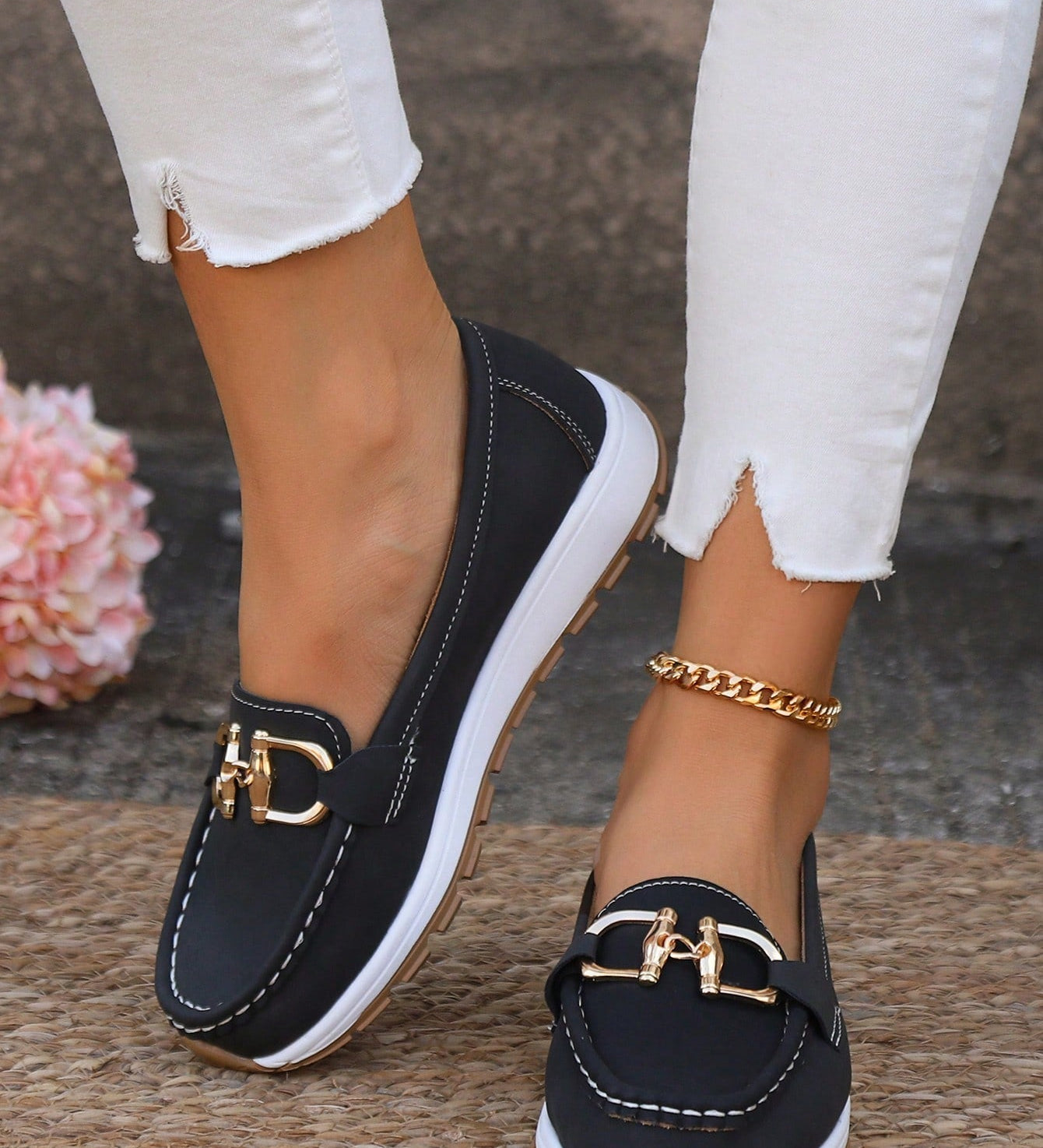 Ellie – Sapatos Rasos com Fivela