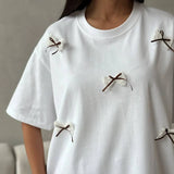 Estrela | Oversize póló kerek nyakkivágással és masnival