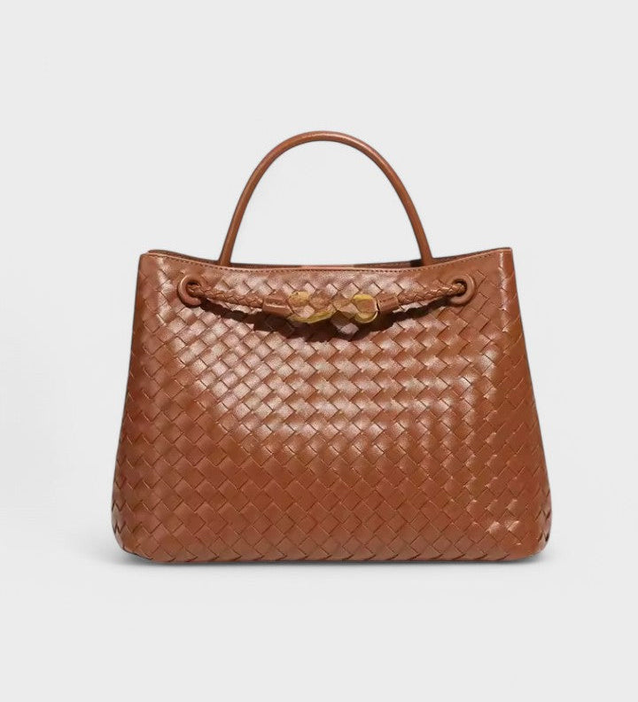 Lucia - Fonott Táska