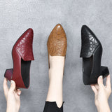 Olene | Sapatos de Salto em Pele Vegan com Bordado Suave