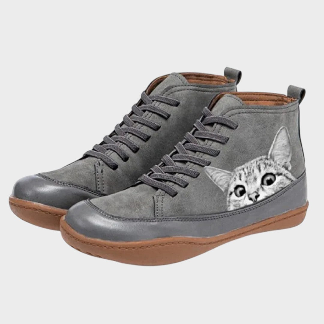 Kitty- Botas de couro macskák amantes számára
