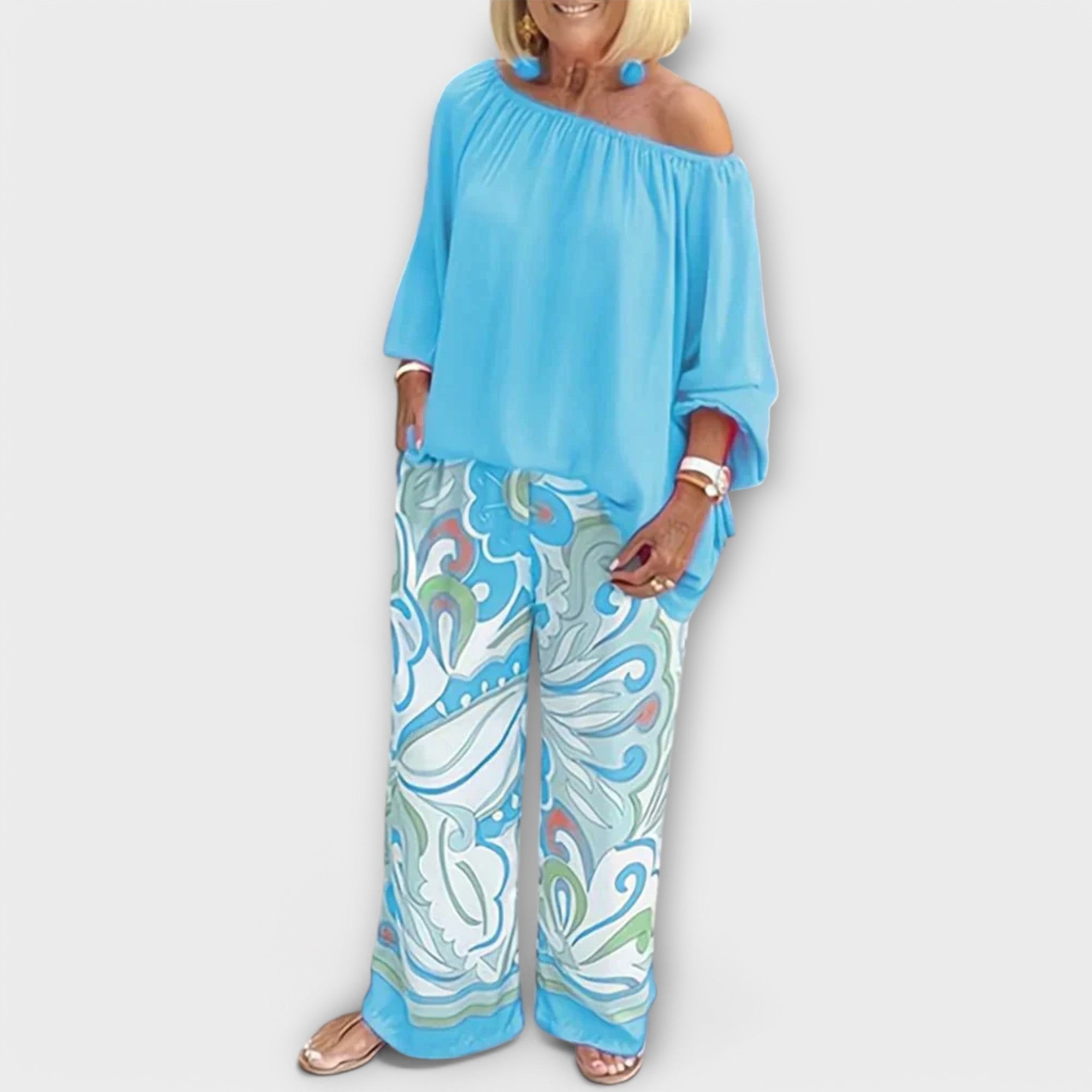 Yesenia - Kényelmes Két Réses Szett